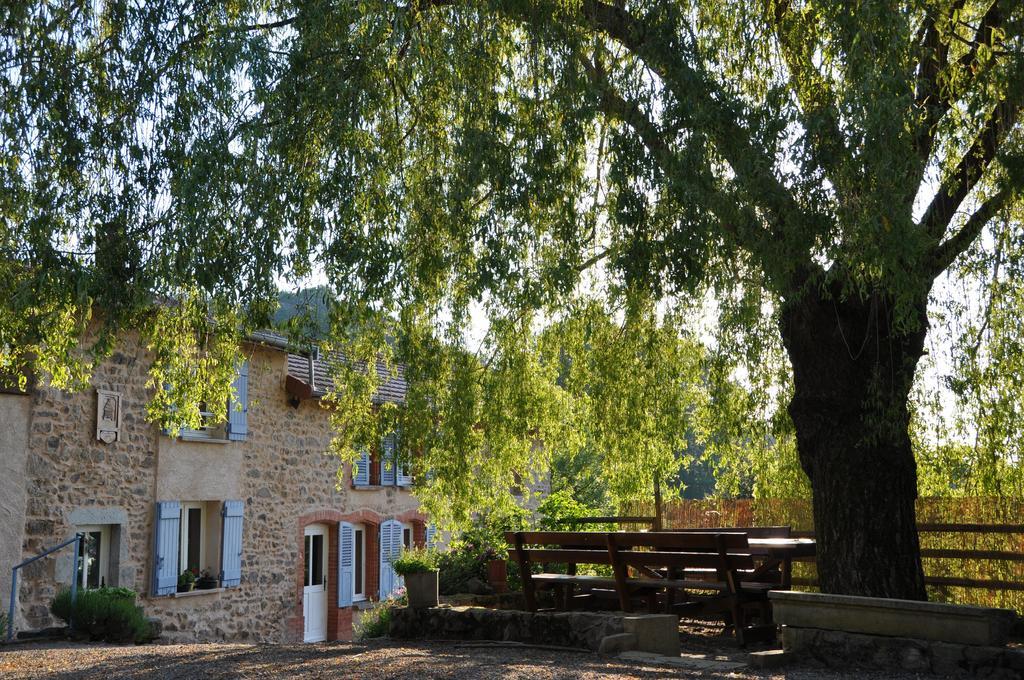 La Ferme Aux Abeilles Otel Ambierle Dış mekan fotoğraf